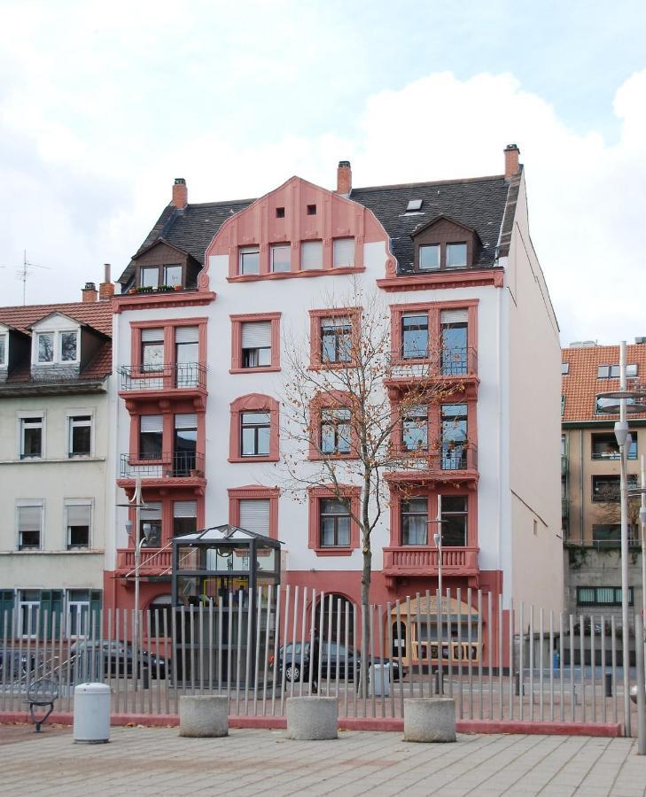 Sonniges Zimmer Mit Balkon Im Herzen Mannheims Екстериор снимка