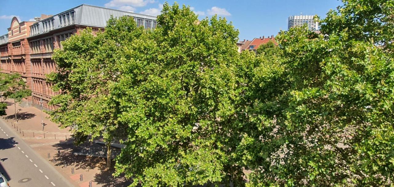Sonniges Zimmer Mit Balkon Im Herzen Mannheims Екстериор снимка